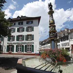 Spalenbrunnen & Restaurant Center 3*, Basel İsviçre