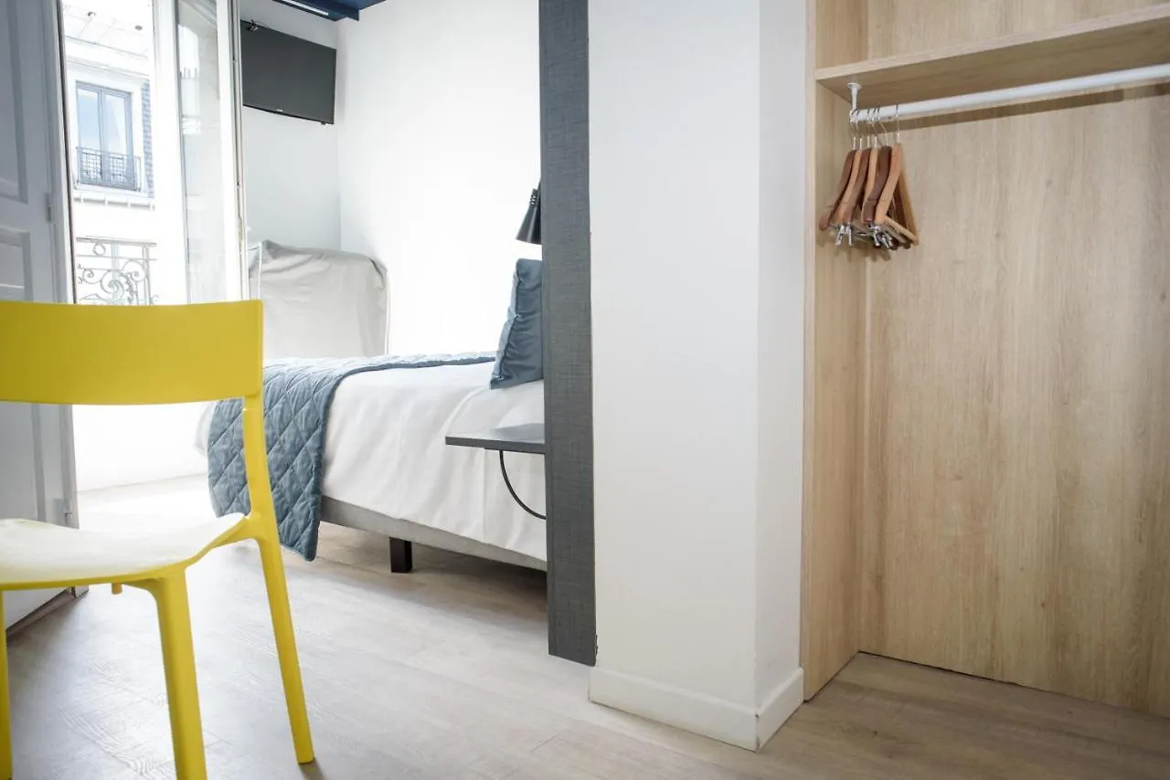 Hotel Des Arts-Bastille Paris 3*,