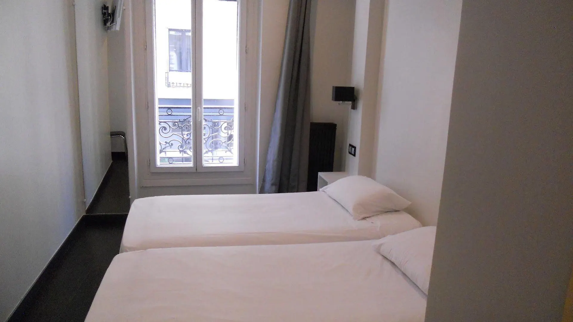 Hotel Des Arts-Bastille Paris